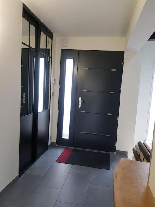 9 Pers 160 M² +Jardin- 10Mn Nantes -30Mn Mer Bouguenais Exterior photo
